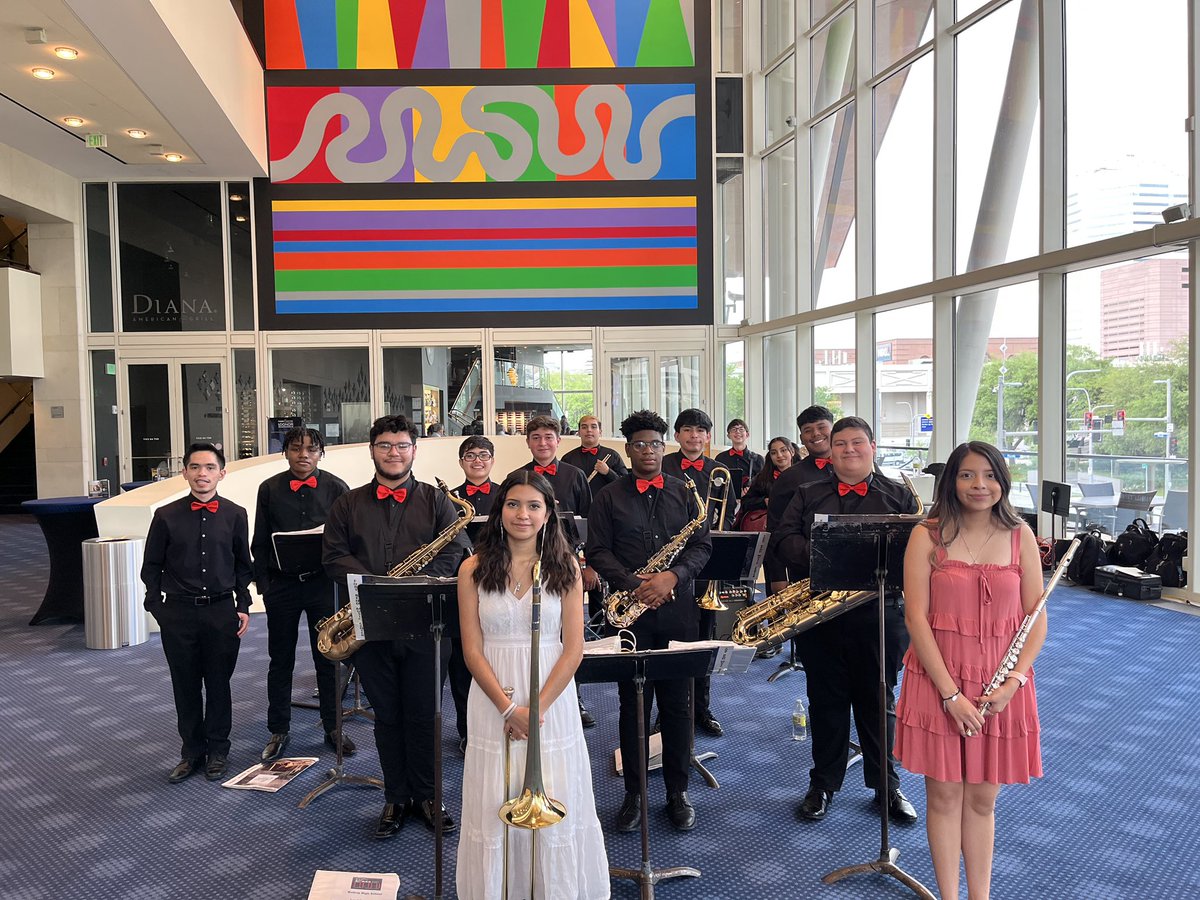 waltripramband's tweet photo. The @waltripramband is all set up and ready to perform at the @hobbycenter! Honor to play before tonight’s show! #TheWaltripWay https://t.co/7FUehdII8J