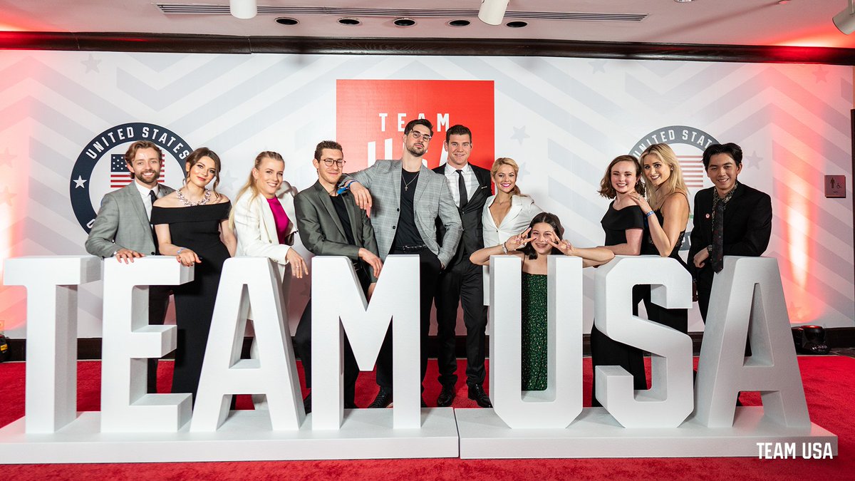 Team USA (@teamusa) on Twitter photo Rolled out the red carpet for Team USA Week in Washington, D.C. 🇺🇸
Let's get things started with <a href="/USFigureSkating/">U.S. Figure Skating</a>. Rolled out the red carpet for Team USA Week in Washington, D.C. 🇺🇸
Let's get things started with <a href="/USFigureSkating/">U.S. Figure Skating</a>.