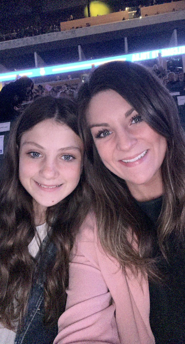 KayleeHeisler's tweet image. #okffa22 supporting our favvvv bub💙