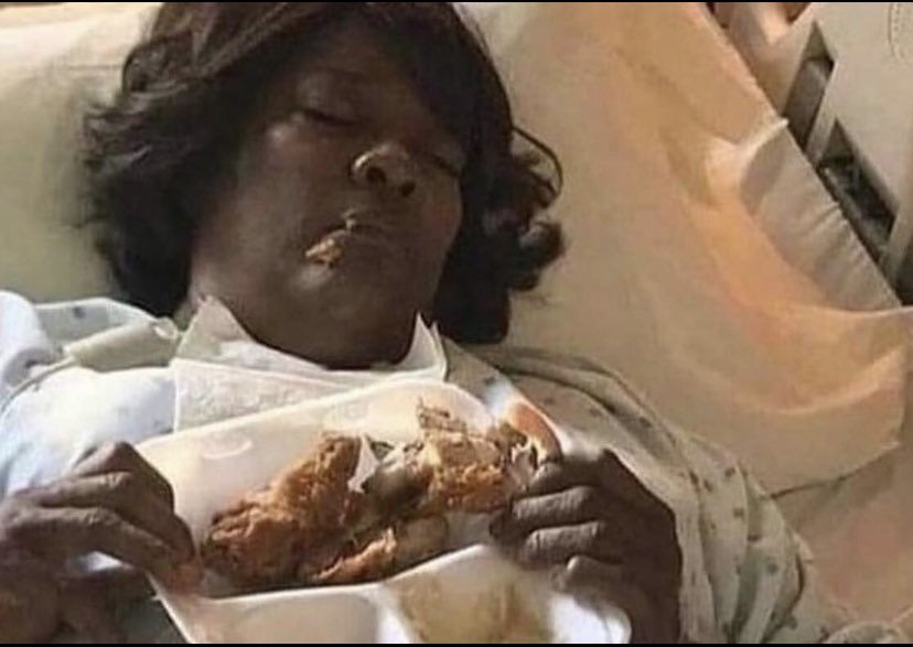 *Empieza #MoonKnight *

- Inmediatamente yo: