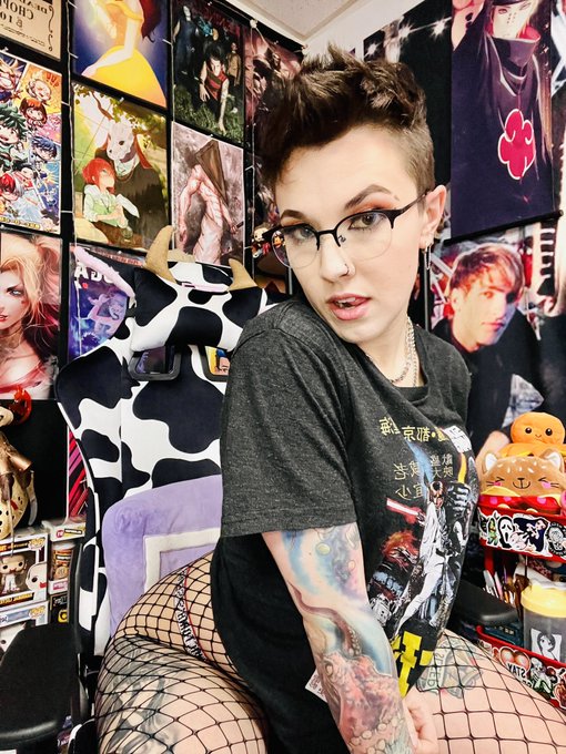 hotter than the flames on Mustafar 🔥🔥🔥 https://t.co/aX5TjOuk8P<a href="/tag/fridaythe13th"class="tags"><span>#fridaythe13th</span></a>