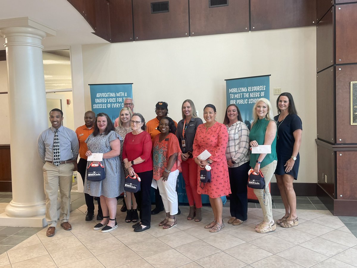 HopeZeanah's tweet photo. What-a-day with What-a-Burger! Grant donations were made to Foley Elem.,Mathis Elem, Foley Middle &amp;High and Daphne Elem.  Additionally a donation was made to the Baldwin Co Education Coalition for their most recent project of a resource closest to help parents and students. https://t.co/A1brBUMPpN