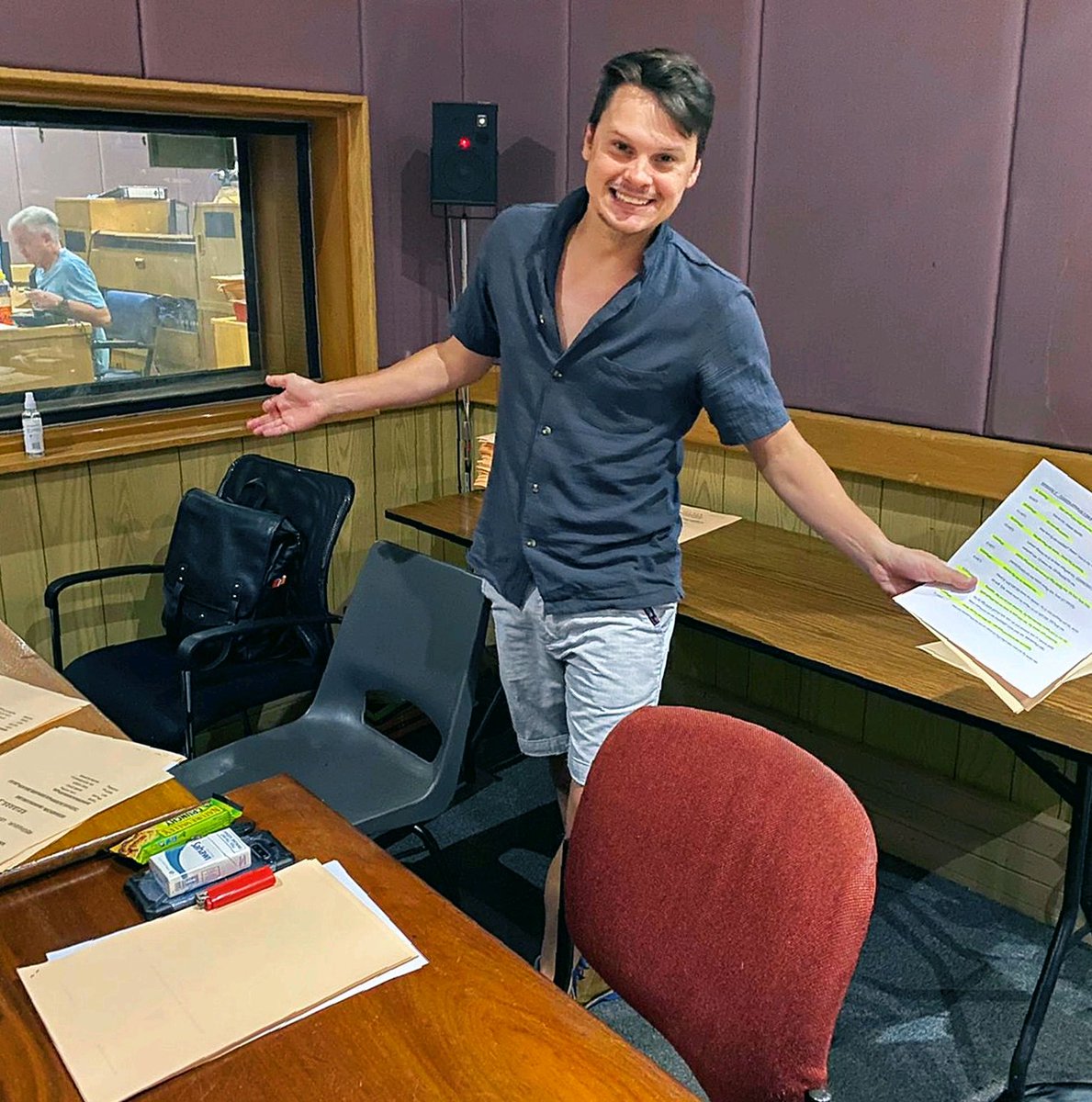 #Tbt to us recording #HetvanVerlangekraal under leadership of <a href="/leon/">Leon</a>.vannierop

Catch my lekker gatkruipertjie character Dawie on @rsg100104fm

#actorslife #actor #localislekker #proudlysouthafrican #voice #voiceartist #grateful