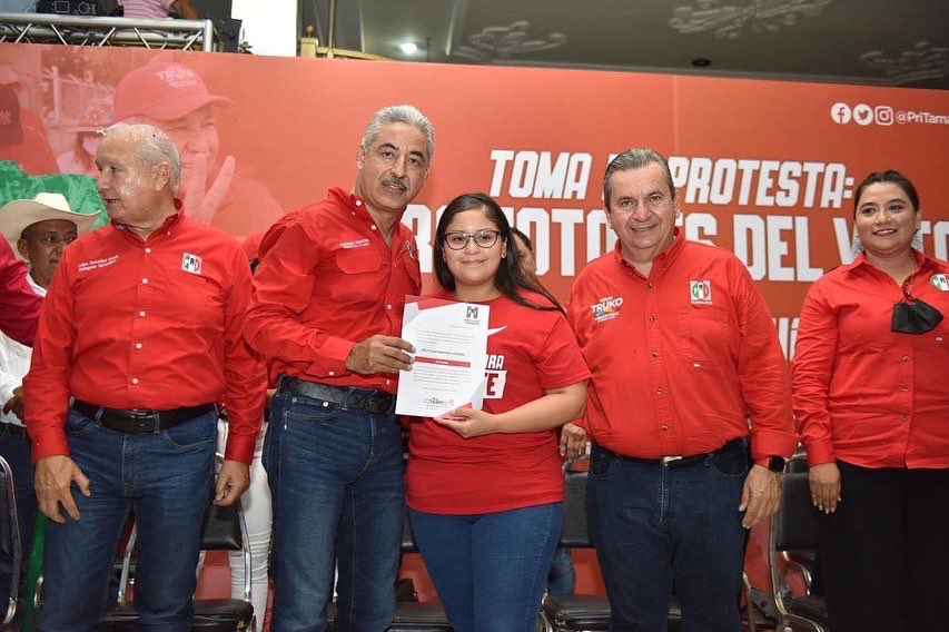 kika_sando's tweet photo. La militancia del #PRI y su convicción tienen en nuestro amigo @TrucoVerastegui al mejor candidato que con sus hechos demuestra el compromiso con los Tamaulipecos. https://t.co/V3WKavBsvw