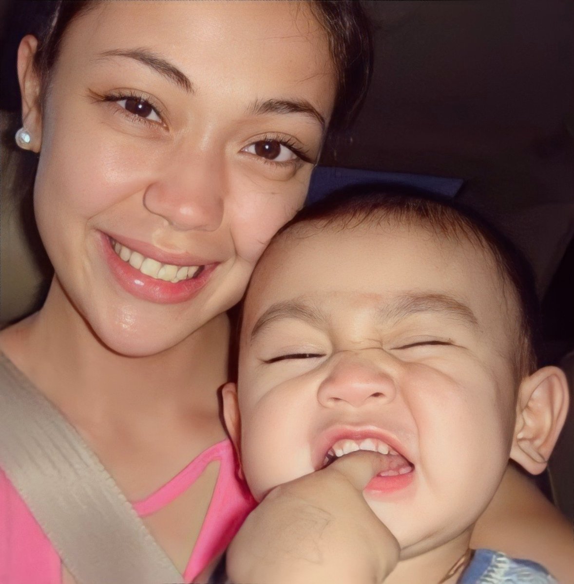One of the cutest Picture of Jodi &amp; Thirdy 💗👶