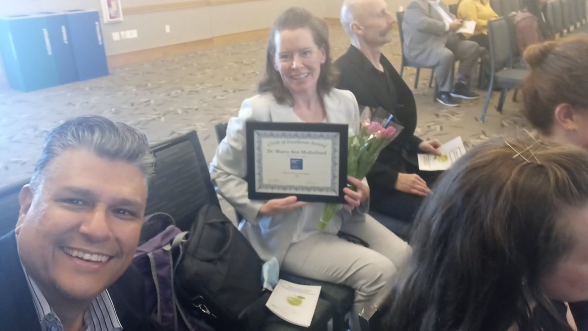 SuptRico's tweet photo. ¡Felicitationes a la Dra. Maeve Mulholland! Recognized for excellence in teaching at SSU. Thank you for preparing the next generation of RPS &amp; other educators and for leading our SpEd programs. #RoselandFuerte 💪🏽 #JuntosAdelanteRPS @SSU_1961 https://t.co/s3VuN6amW6