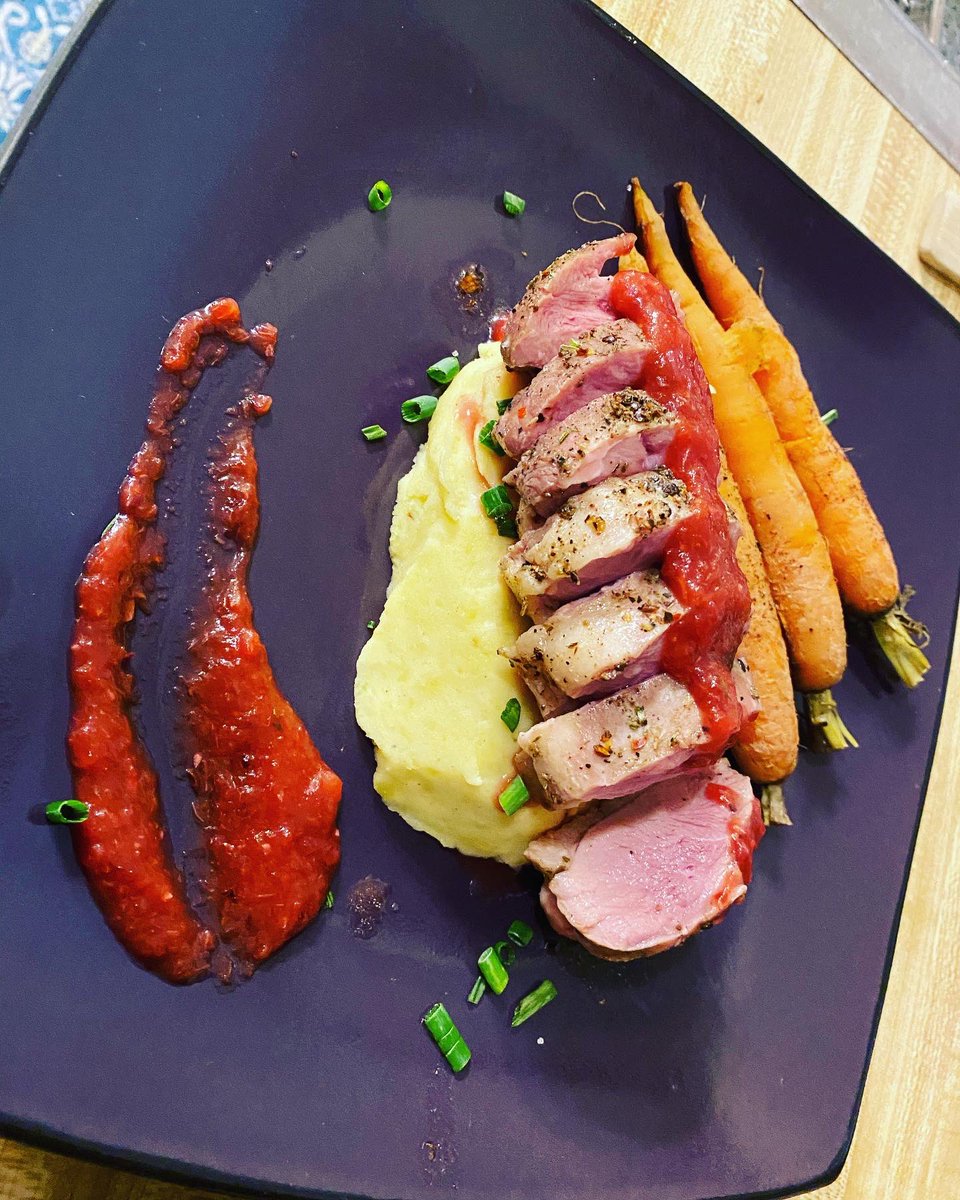 mrpendragon91's tweet photo. I’m going to start posting my culinary creations here as well as my instagram! This is my first original recipe of Roast Juniper Duck with Plum Sauce. 

#culinary #foodie #goodfood #athomechef #nerdychef #nerdy https://t.co/aILQjRERfn