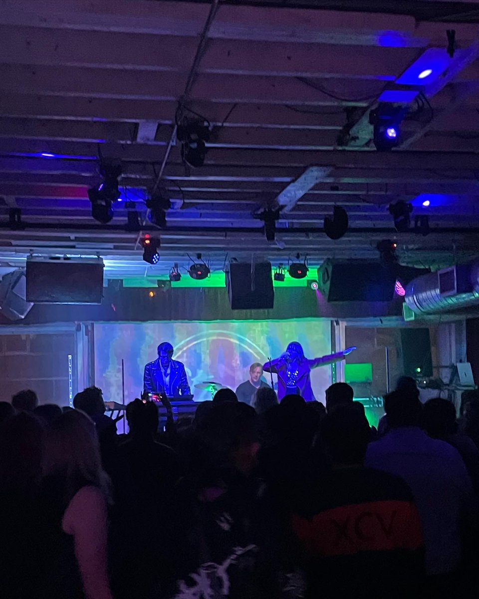 Thrills from the other day…🔮 Thank you SO much for a gorgeous crashtastic Friday night at DNA! Great sets by <a href="/glass_spells/">Glass Spells</a> @Theeterabyte <a href="/ponyskull/">Ponyskull</a> <a href="/KRISTEENYOUNG/">KRISTEENYOUNG</a> , stellar work by crew <a href="/VICEREINEmusic/">Vice Reine</a> <a href="/fetzaudio/">Fetz</a>  <a href="/dnalounge/">DNA Lounge</a> , &amp; of course, YOU for coming out to dance 💫💫