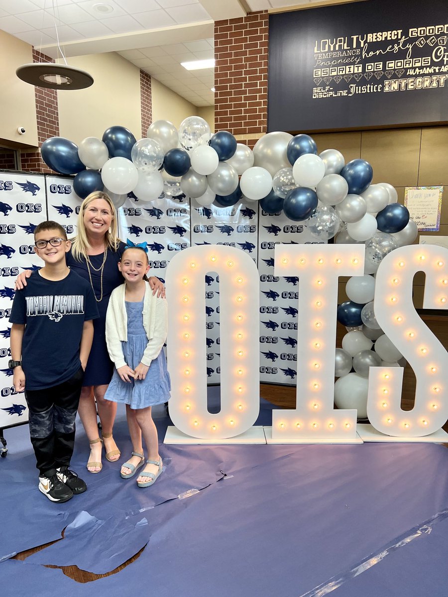Thank you ⁦<a href="/TISDOIS/">Oakcrest Intermediate</a>⁩ — 5th grade orientation was amazing!! We are all so excited 💙🐾🤍
