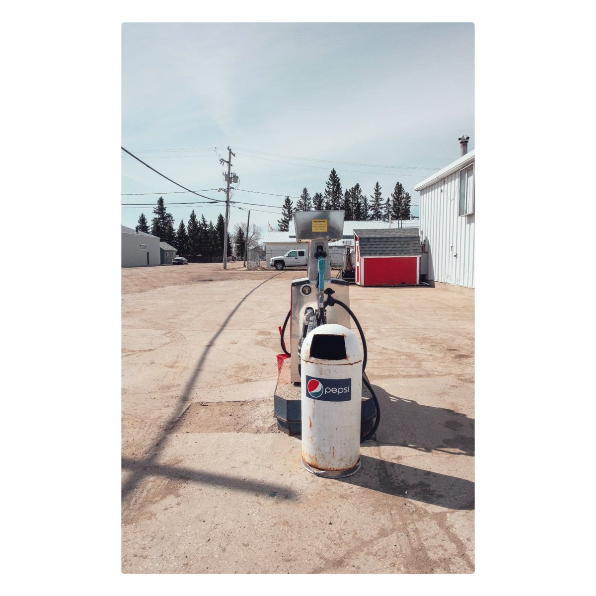 dekesask's tweet photo. Love the colour this afternoon
#streetphotography #smalltownsask #fujifilm https://t.co/t2y3eYGwh3