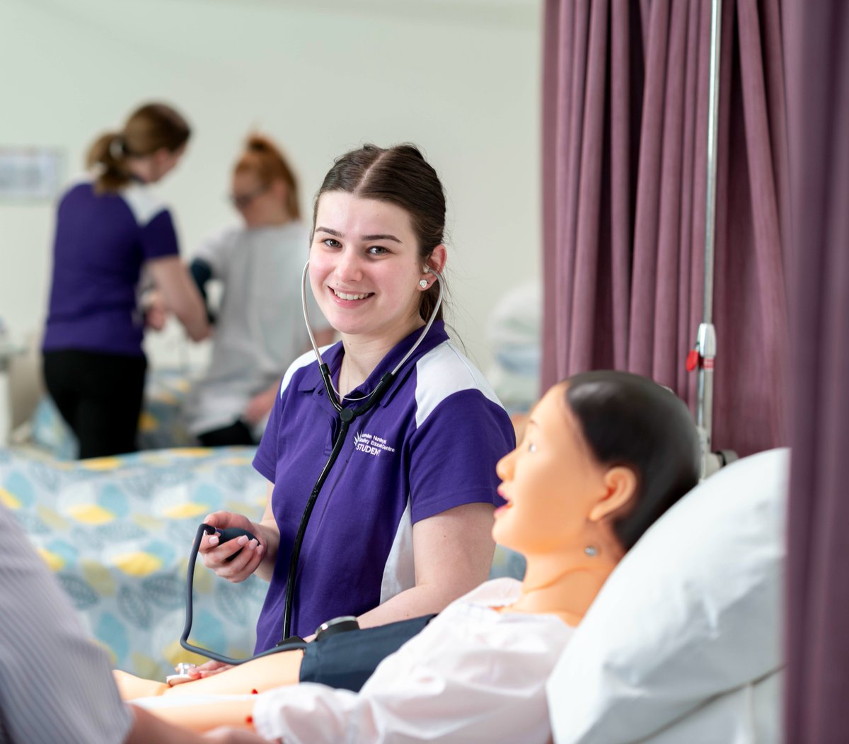 ANMFSA's tweet photo. Come and visit the ANMEC team at booth 84 at the Adelaide Careers & Employment Expo 6-7 May at the Adelaide Showgrounds. Come and have a chat to our friendly team to learn more about a rewarding career in healthcare: https://t.co/Yn3K9pDDEZ
#nursing #agedcare #community #ANMFSA https://t.co/OQHJE90ghR