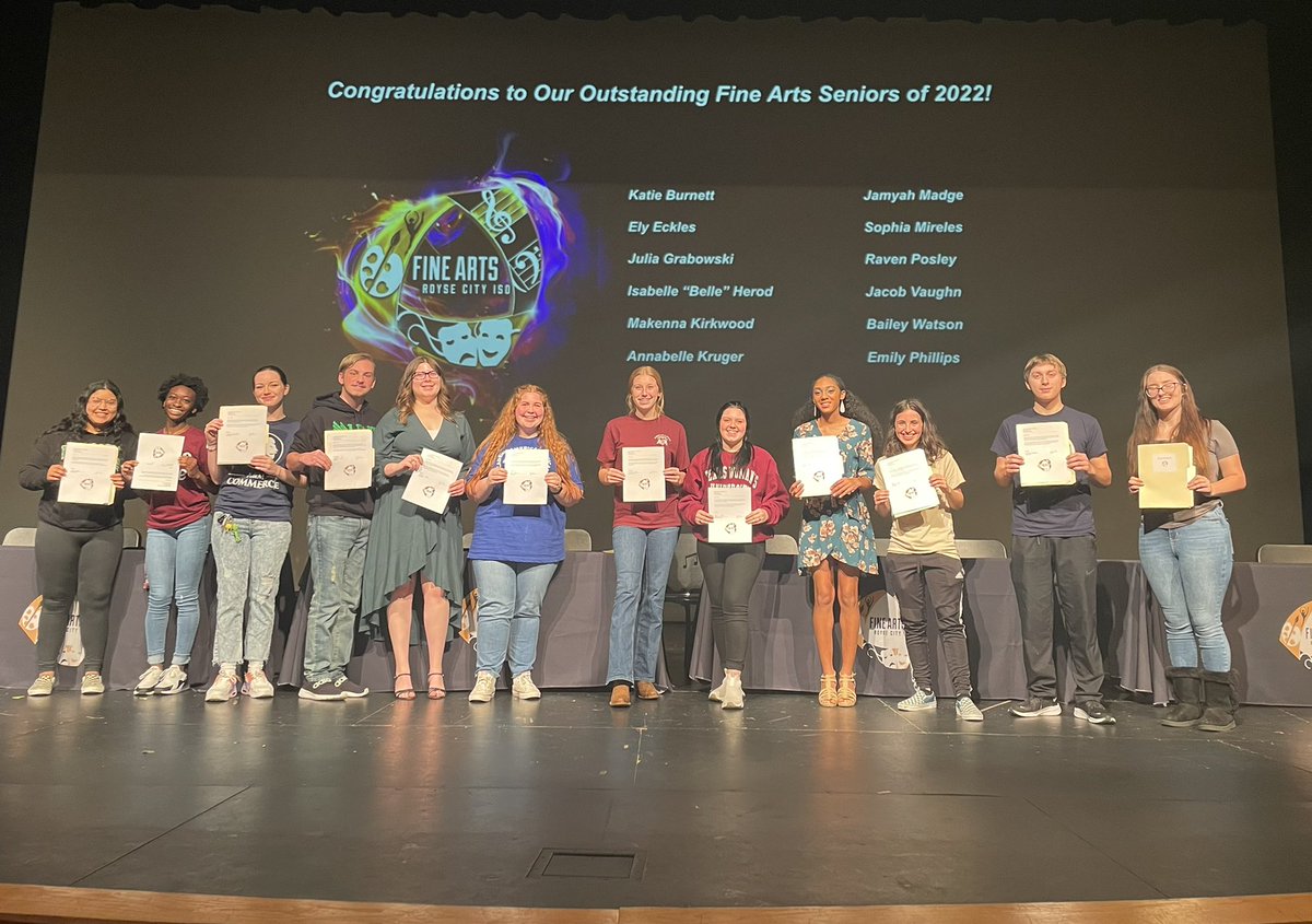 RoyseCityHS's tweet photo. Congratulations to our Outstanding Fine Arts students! Class of 2022 @rcisdfinearts signing day! #bulldogpride @rcbulldogband @rcbulldogchoir @rchsgoldendebs https://t.co/uxVzzZkDcN