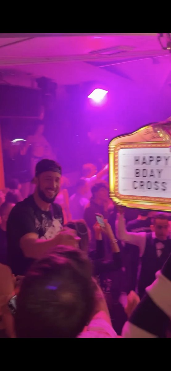 CrossInvests's tweet photo. I started as a college student researching NFTs to now traveling the world and celebrating my birthday with legends.

I am incredibly humbled and blessed for the amount of love everyone has shown me. Thank you 💛 https://t.co/4jdKyfmNmR