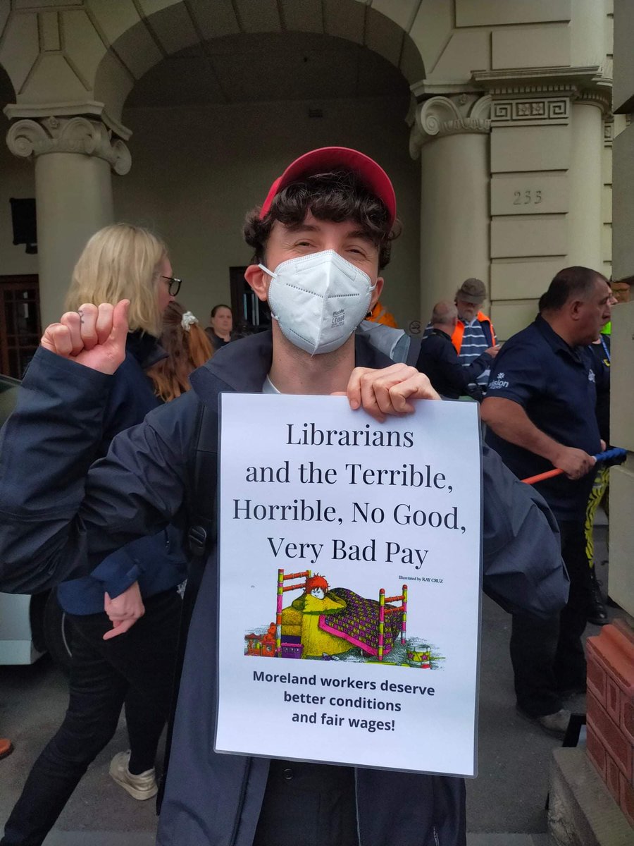 overdueitems's tweet photo. I was proud to strike and walk off the job arm-in-arm with my brave coworkers yesterday.

It was the first time for many of us. But once we took that step there was no holding back our enthusiasm and anger.

Workers produce all wealth, nothing is too good for the working class ✊ https://t.co/IdFkSowFam