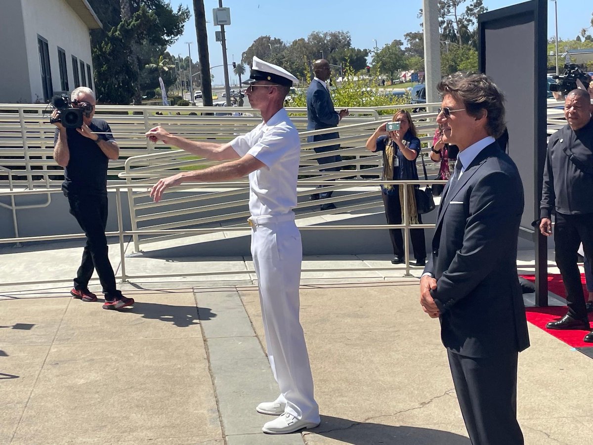 Recently, Navy Band Southwest had the honor of performing for the premier of the movie 'Top Gun: Maverick' on Navy Air Station North Island.  The ceremonial band gave a special performance of Anchors Aweigh to star Tom Cruise.
#TopGunMaverick @NavyBand_SW