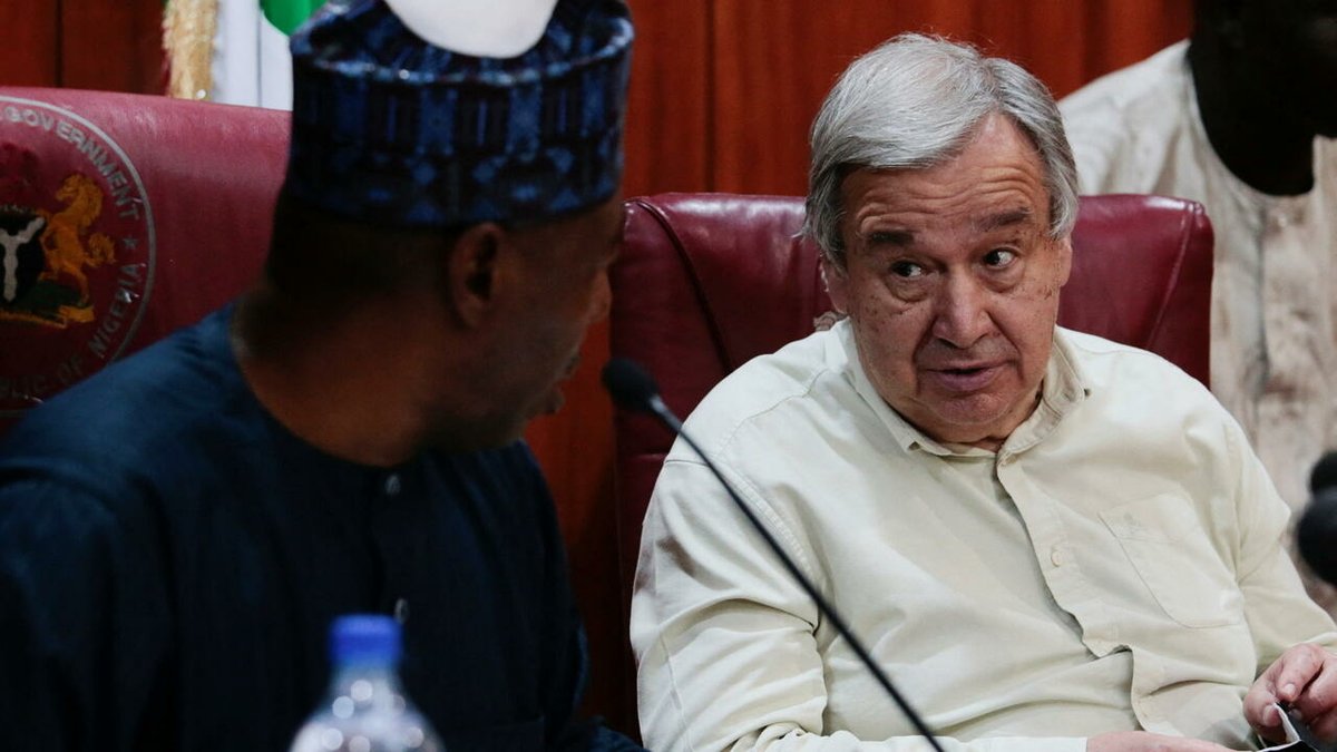 RFIAfrique's tweet photo. En déplacement au Nigéria, le secrétaire général de l’ONU Antonio Guterres rencontre des déplacés https://t.co/xc5Gm4M6L4 https://t.co/jwUkP8x1vL