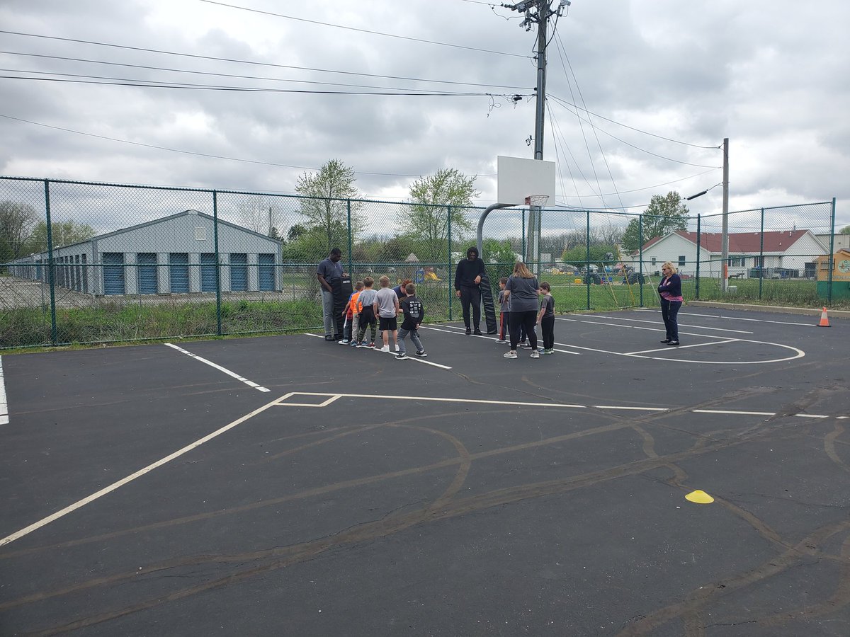 Thank you <a href="/HBStokesES/">Kelly Sollman</a> for a great day of camp.  In total at all elementary schools in <a href="/Lebanon_Schools/">Lebanon Schools</a> we had over 175 future Tigers have some fun playing the game of football over the past 4 weeks.  #thisislcsc