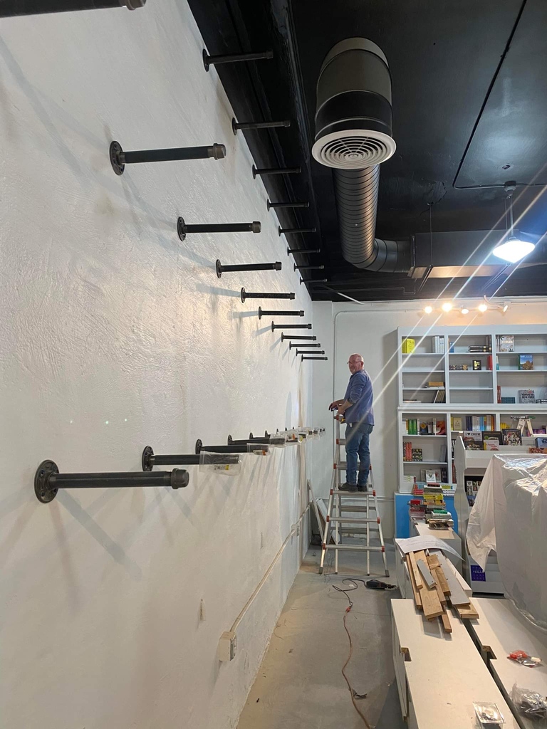 heartmercantile's tweet photo. Another thank you goes out to Joe Garwood. Thanks for pegging us, Joe!
_____
Shop is currently CLOSED as we move to 601 E. 5th St. Follow along for updates!
_____
#oregondistrict #dayton #ohio #movingupdate #smallbiz #womenowned https://t.co/QjKGh8rwgl