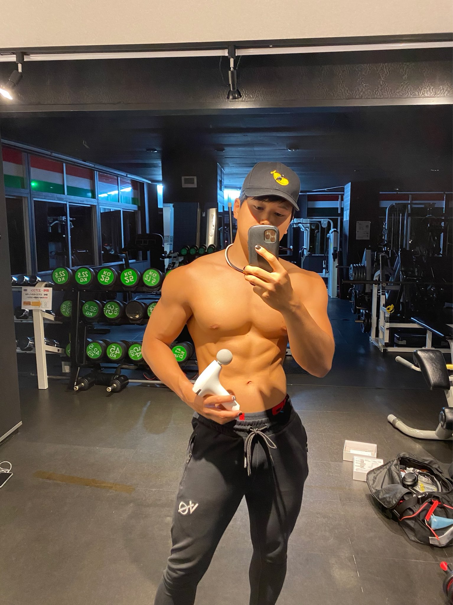 ❤アスリートも筋肉ケアに愛用❣全身に使えて超便利♪❤マッサージガン