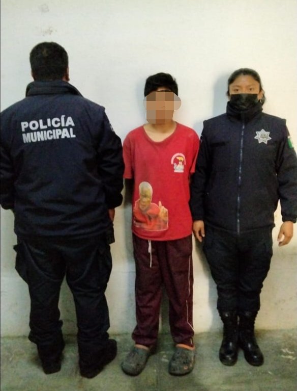 y_dpm's tweet photo. Policía de #SCLC localiza a menor de edad, originario de Tuxtla Gutiérrez, extraviado desde el mes de enero; fue puesto a disposición de @FGEChiapas @marianodiaz8a
https://t.co/L3rggbljZd https://t.co/g3CMfouvNy