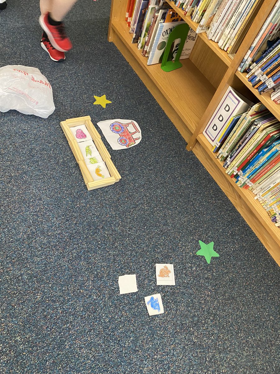 EasternES_Reads's tweet photo. Gardens and farms are popping up all over the Learning Commons this week! But, how can we keep out those rascally rabbits?! @candacemfleming #munchamunchamuncha #ekd_reads https://t.co/Dn15vaLH2m