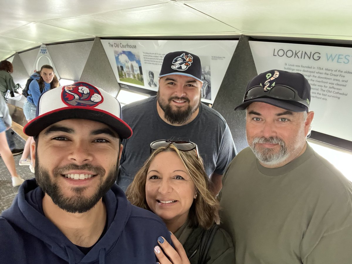 Vincent Samperio tweet media