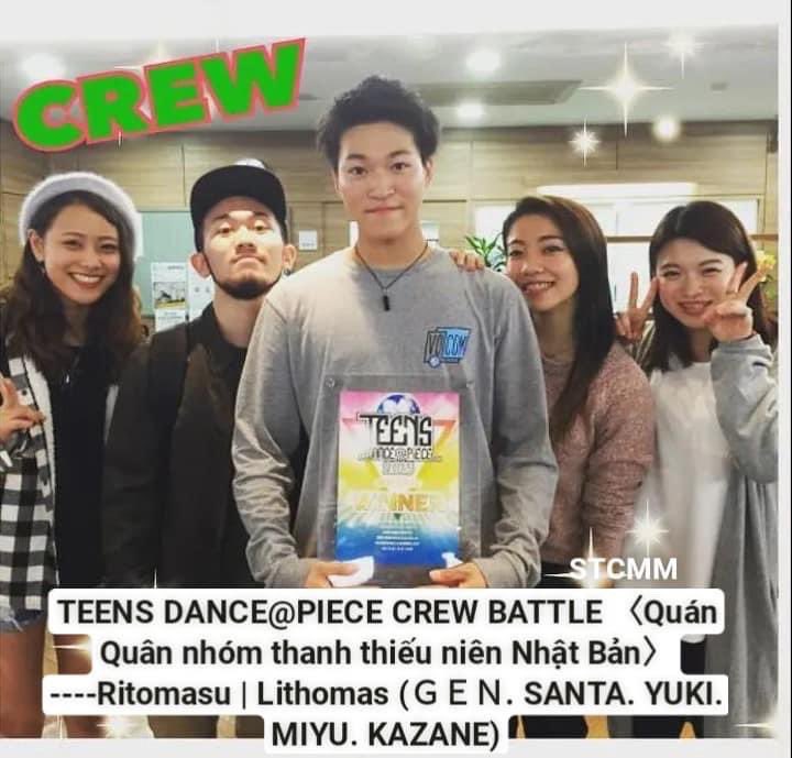 MamayeuSanta's tweet photo. Ngày thứ 7: Nhìn cậu quán quân này xinh ghê ó 🥺🥺🥺 #SantaGreatDanceCrew #Battleking_Santa #INTO1SANTA #DanceKingSanta https://t.co/5QBprN2csY