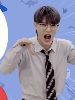 LJNFEED's tweet photo. RAWR! 🦖🦖 https://t.co/tfW3iB0dY5