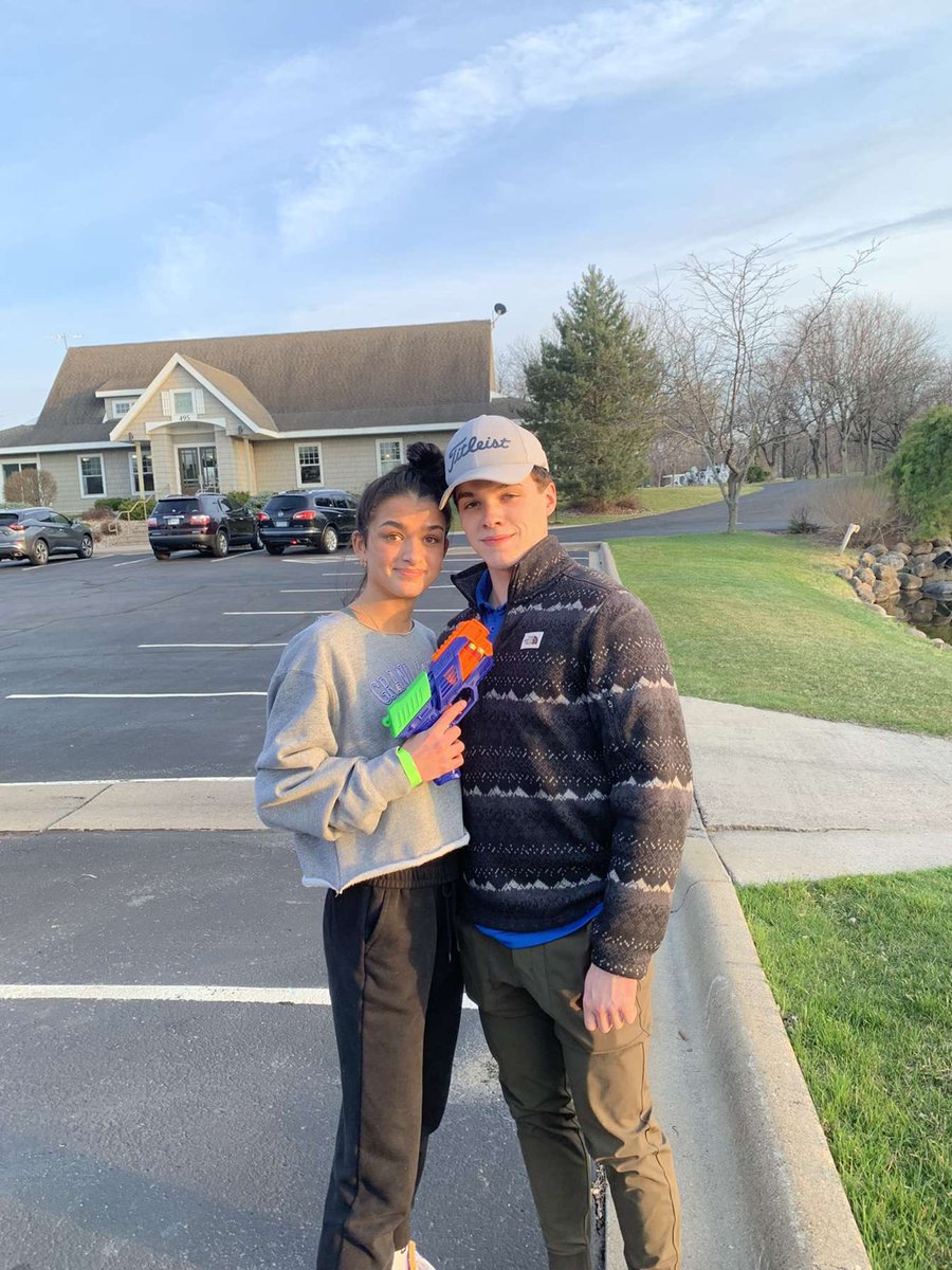 lauren kills murphy from <a href="/MilfHunters15/">Milf Hunters</a> @channerf22