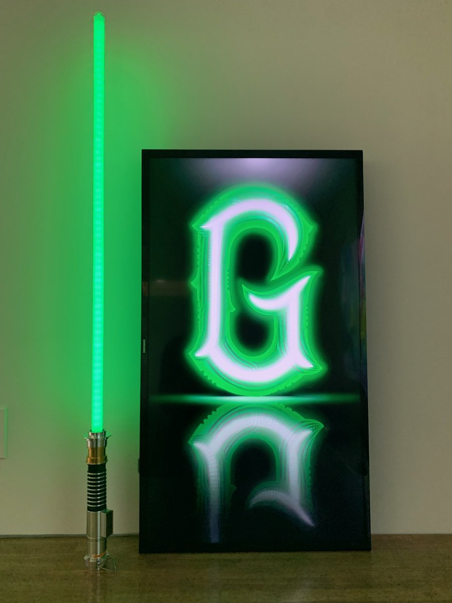 K I N A Z tweet media