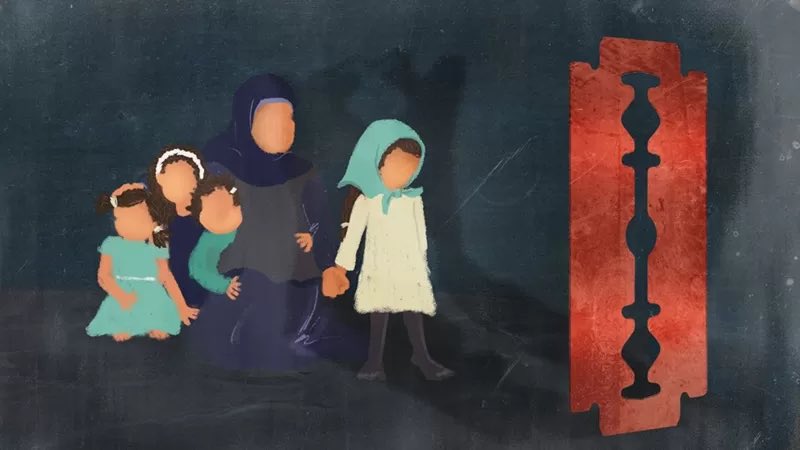 fgm_against's tweet photo. وفي المجتمعات الإسلامية المحافظة في مصر، لا سيما في المناطق الريفية، تعد المرأة "غير نظيفة وغير جاهزة للزواج" ما لم يتم ختانها.
وقد حُظرت هذه الممارسة في مصر منذ عام 2008، وقد تصل عقوبة مرتكبيها من أطباء وغيرهم إلى السجن لمدة سبع سنوات إذا ثبتت إدانتهم بإجراء هذه العملية، https://t.co/aY72lPpdUz
