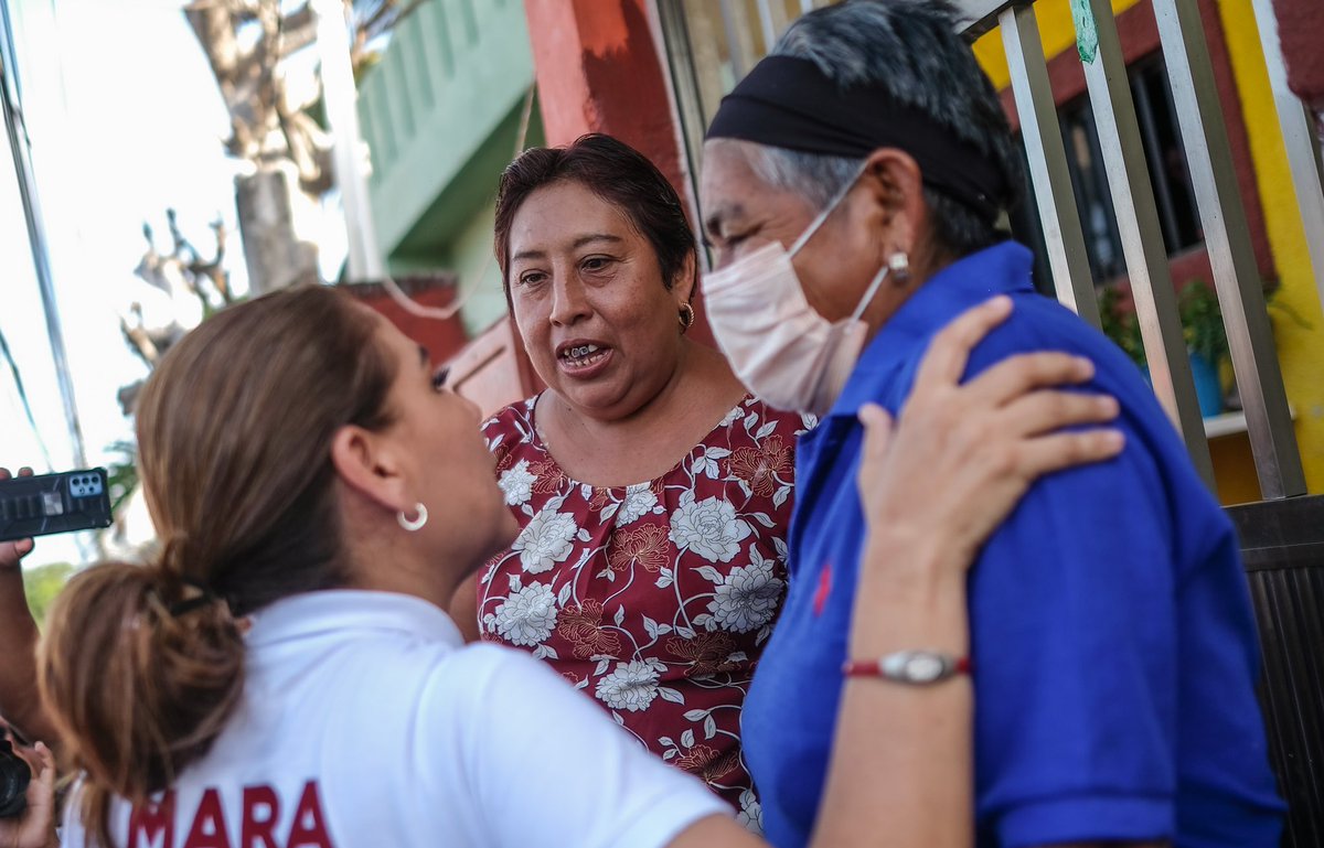 MaraLezama's tweet photo. Gracias amigas y amigos de #IslaMujeres, ustedes encendieron el motor del cambio y haremos que llegue la prosperidad a esta tierra. Priorizaremos la atención en los servicios públicos, agua, energía eléctrica y mejoraremos la movilidad. ¡El cambio verdadero está en marcha! #4T https://t.co/eejN4YcPbN
