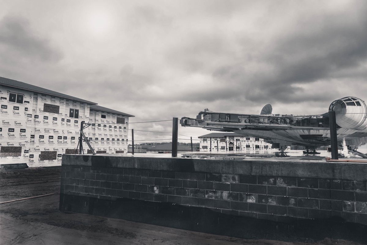 RoncoOmaha's tweet image. Finished pouring this 15,000+ SF concrete top for the parking garage at Streck Housing. This wasn’t a Solo effort, and we greatly appreciate our trade partners for their efforts so far!

#Streck #BurlingtonCapital #HollandBasham #Maythe4th #RoncoBuilt