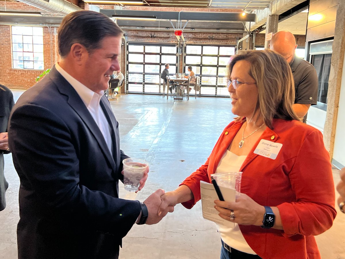 Doug Ducey tweet media