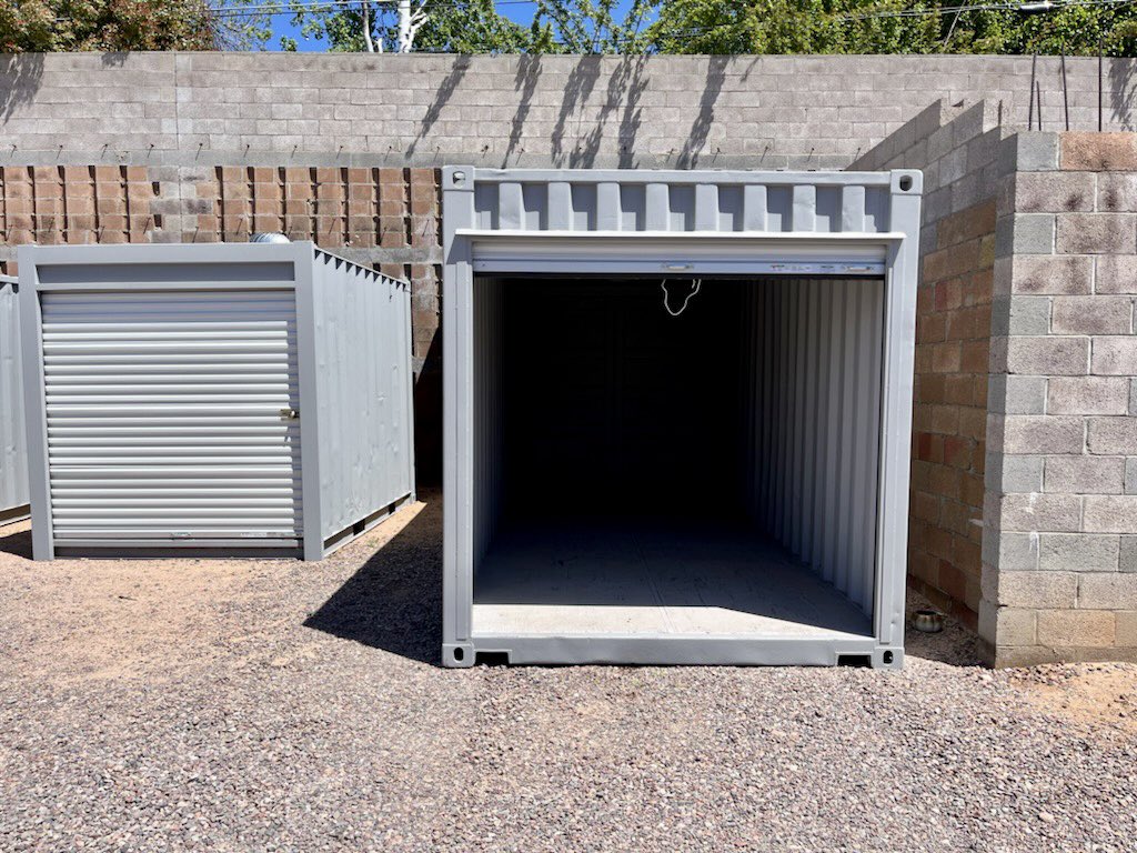 AllStar_Storage's tweet image. Delivered this great 20’ with end roll-up door to Payson today.  Love the container, love the town, LOVE driving the Beeline.

#allstarstorage #modifiedcontainer #storage #shippingcontainer