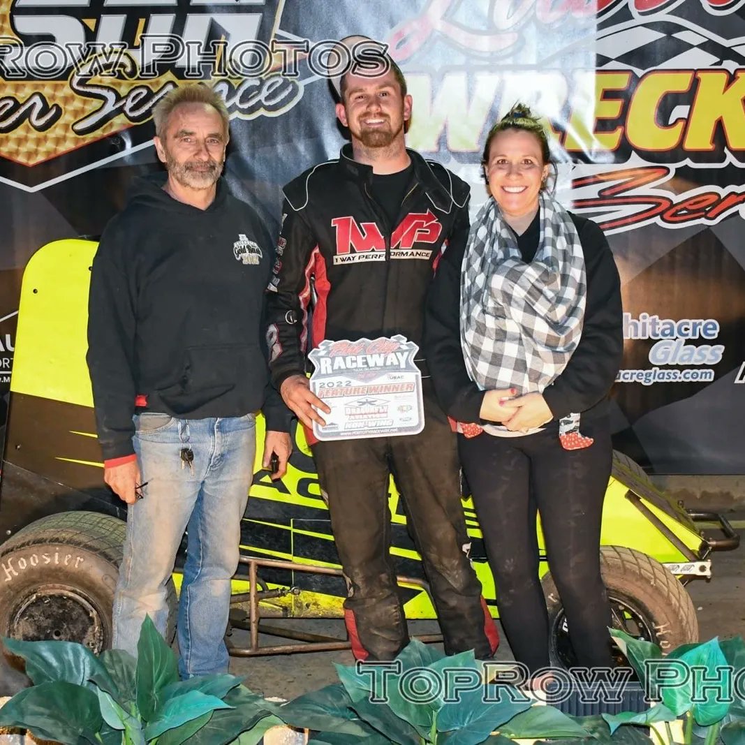 Frank Flud tweet media