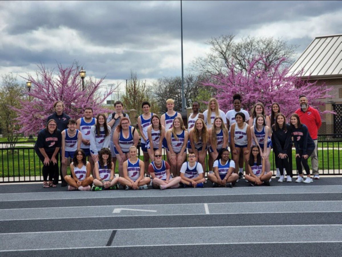 BarstoolKokomo's tweet photo. right back where we left off last year with @KHS_Unified 1st place finish tonight at the Western Invite😤😤 #GUK https://t.co/9ZAymTWwmc