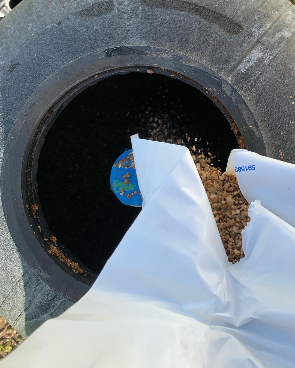 PoolPreppersLLC's tweet image. When was the last time your’ve had your filter sand changed? For optimal filtration, sand in a sand filter should be changed every 3-4 years. It’s possible to extend the life of your sand if your pool is always clean and very little debris enters your filter. #pool #swimmingpool