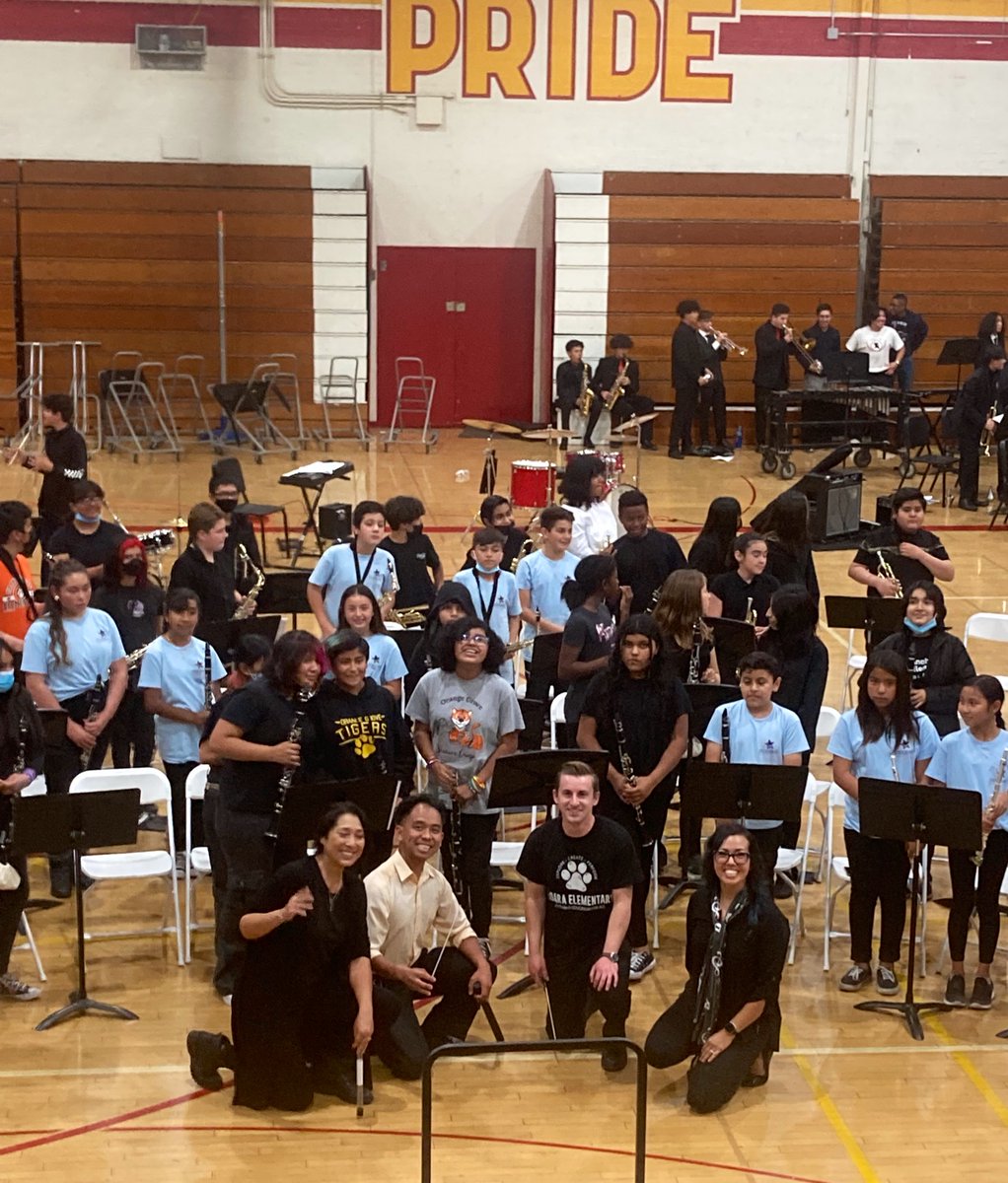 anaheim_music's tweet photo. Such a great turnout for tonight’s 1st Area Concert of 2022! Congrats @MrsKwonMusic @VillanuevaMusED @SparksRosalee @StoddardSchool @OrangeGroveACSD @Revere_School @LoaraElementary @AnaheimElem https://t.co/LHXcgJqGJ2