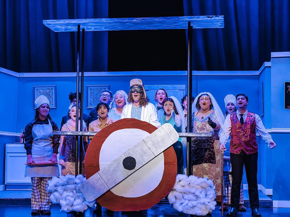 WeissTheater's tweet image. The Drowsy Chaperone takes the stage Friday and Saturday at 7:30 PM in the Weiss PAC! 🎭 Admission is free. We hope to see you there! #WeissTheater #WeissDrowsyChaperone @WeissHighSchool @PfISDfinearts @pfisd