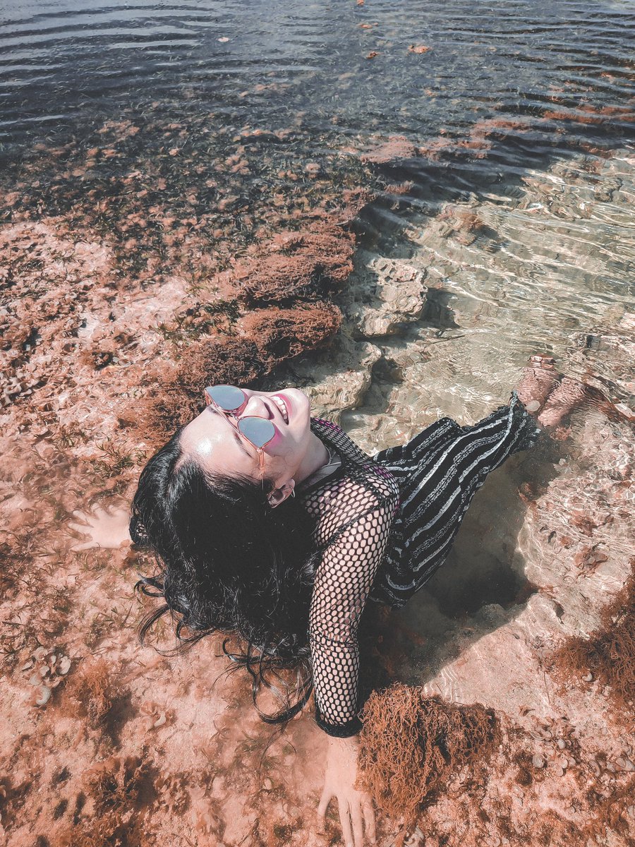 Jellylica's tweet photo. 🌊🏖 https://t.co/3Tv7T1IAAC