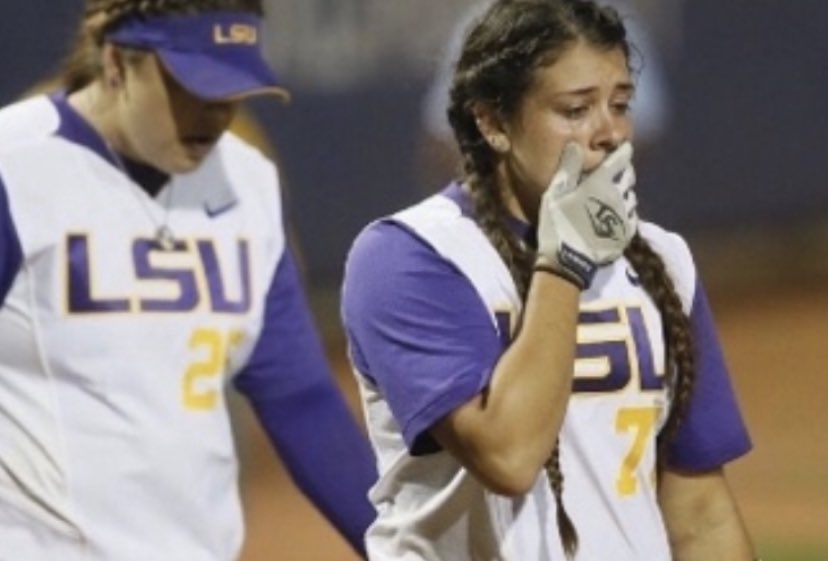 We Live Softball tweet media