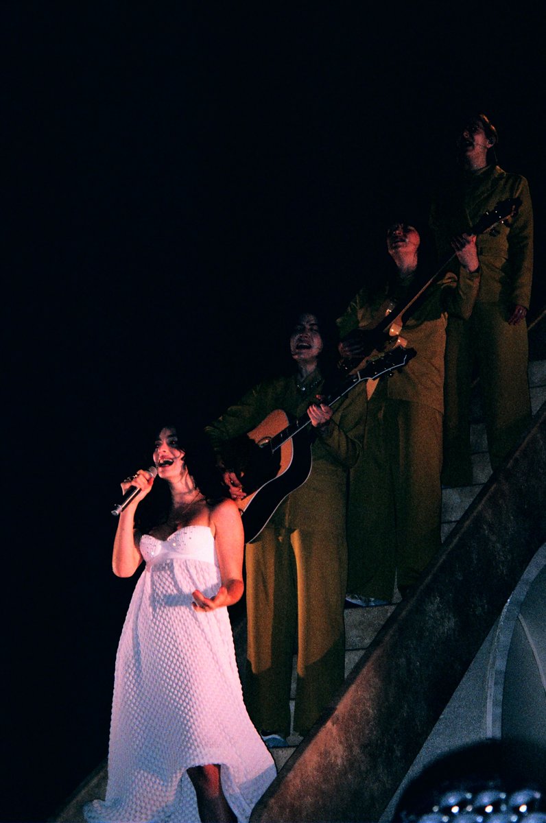 Lorde on film in san fran by me 📸✨
<a href="/lorde/">Lorde</a>