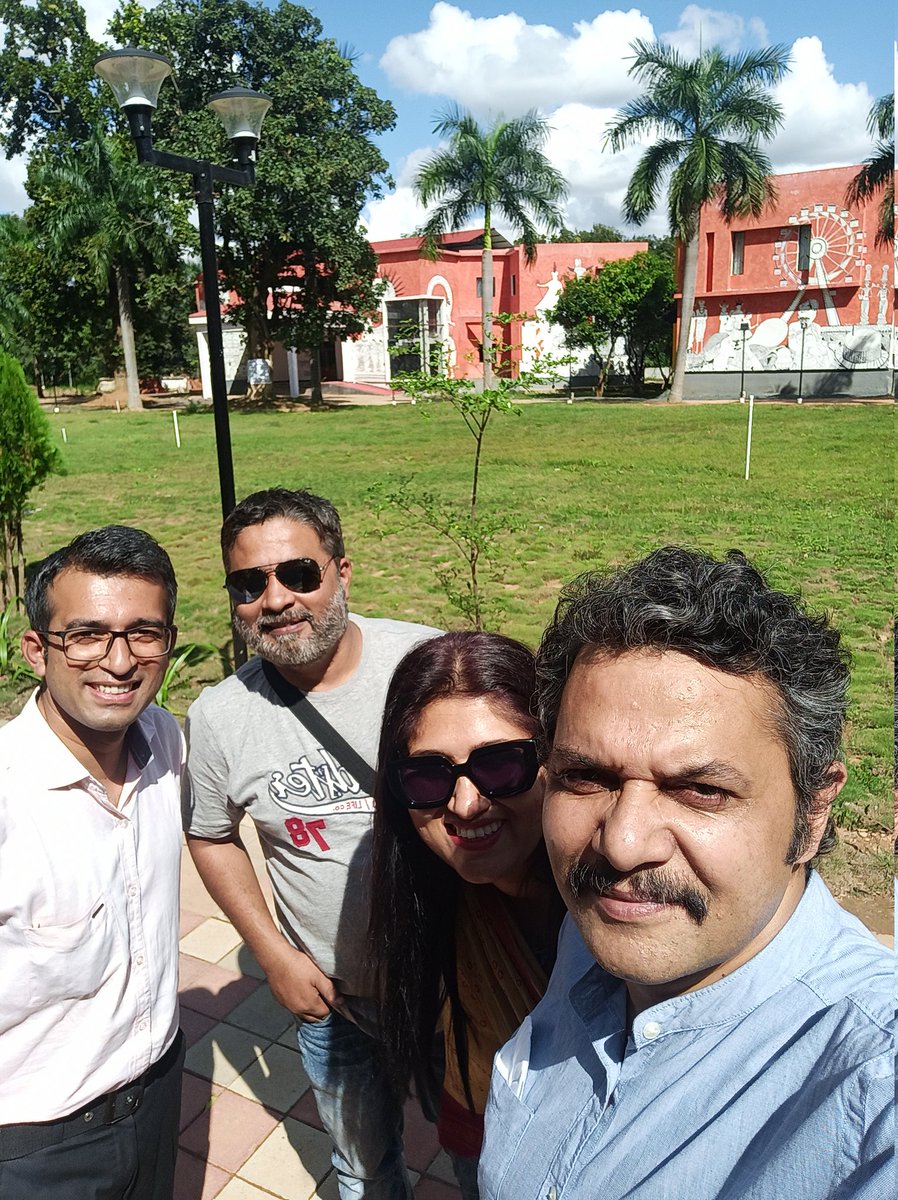 jeetsingharya's tweet photo. Belate Happy Birthday @neeleshmisra sir. I loved all the conversation we had in last few months. The depth on your thoughts and the vision for @TheSlowMovement is path-breaking.
@GaonConnection @SlowBazaar https://t.co/izhAQS48A9