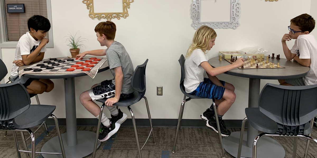 BESbooklady's tweet image. Our @BESTexans are enjoying their last MakerSpace week of the year. We had some all time favs but also brought out some new ones. #BESlib #MakerSpacefun