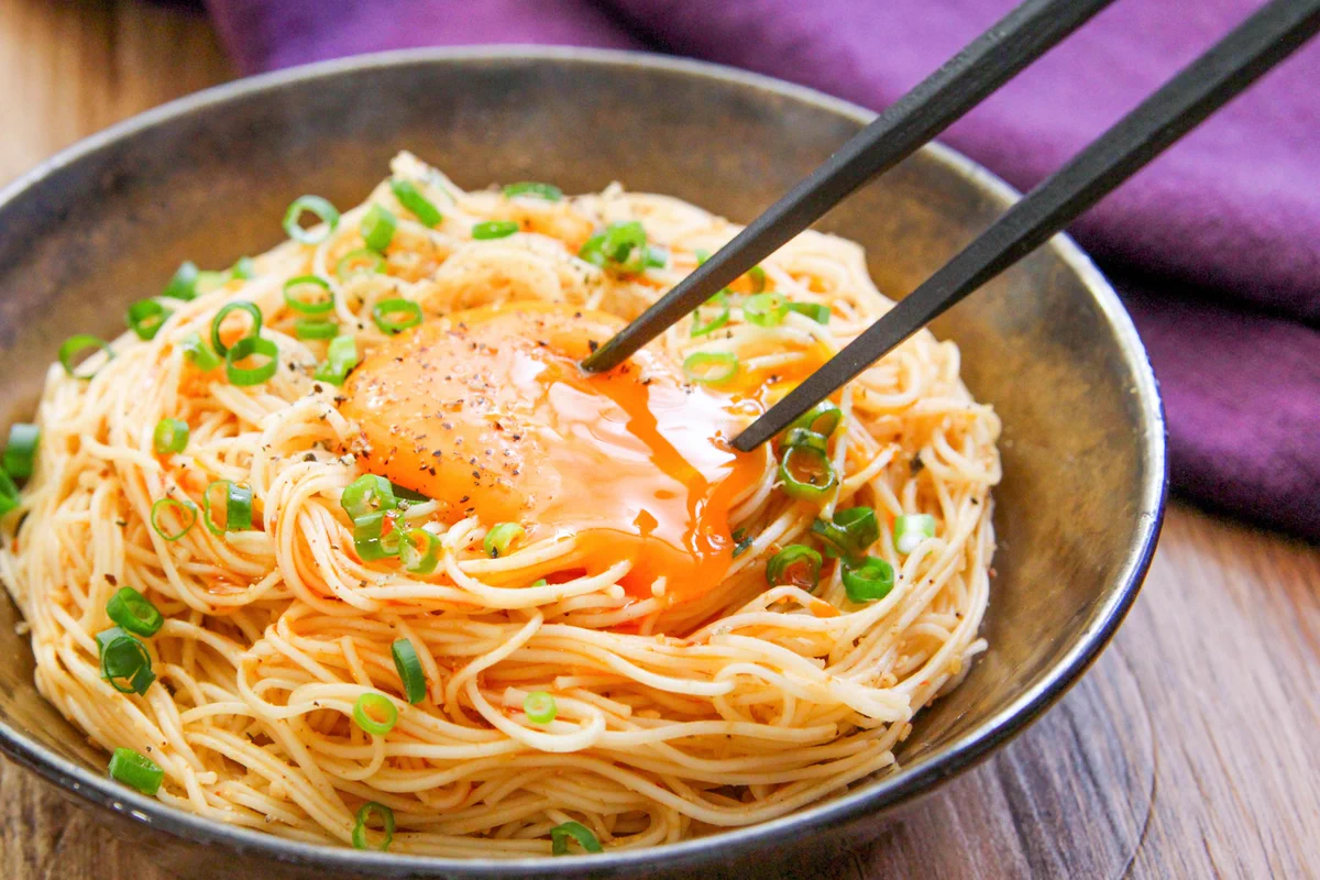 一口食べたらお箸が止まらなくなっちゃう美味しさ？！汁なし担々麺風、素麺レシピ！
