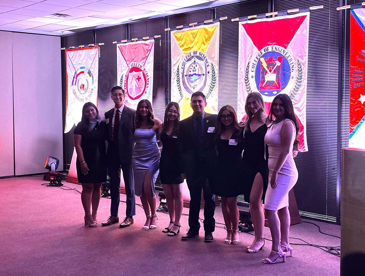 Today, we celebrated all the incoming 2022 Terry Scholars, along with all the 2022 graduating seniors. We are very proud of our scholars and all their accomplishments. We also look forward to welcoming our new scholars to the Familia in the Fall! 🧡💙⛏

#utep #utepterrys