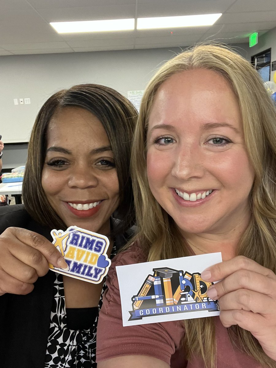 Jessica Warren tweet media