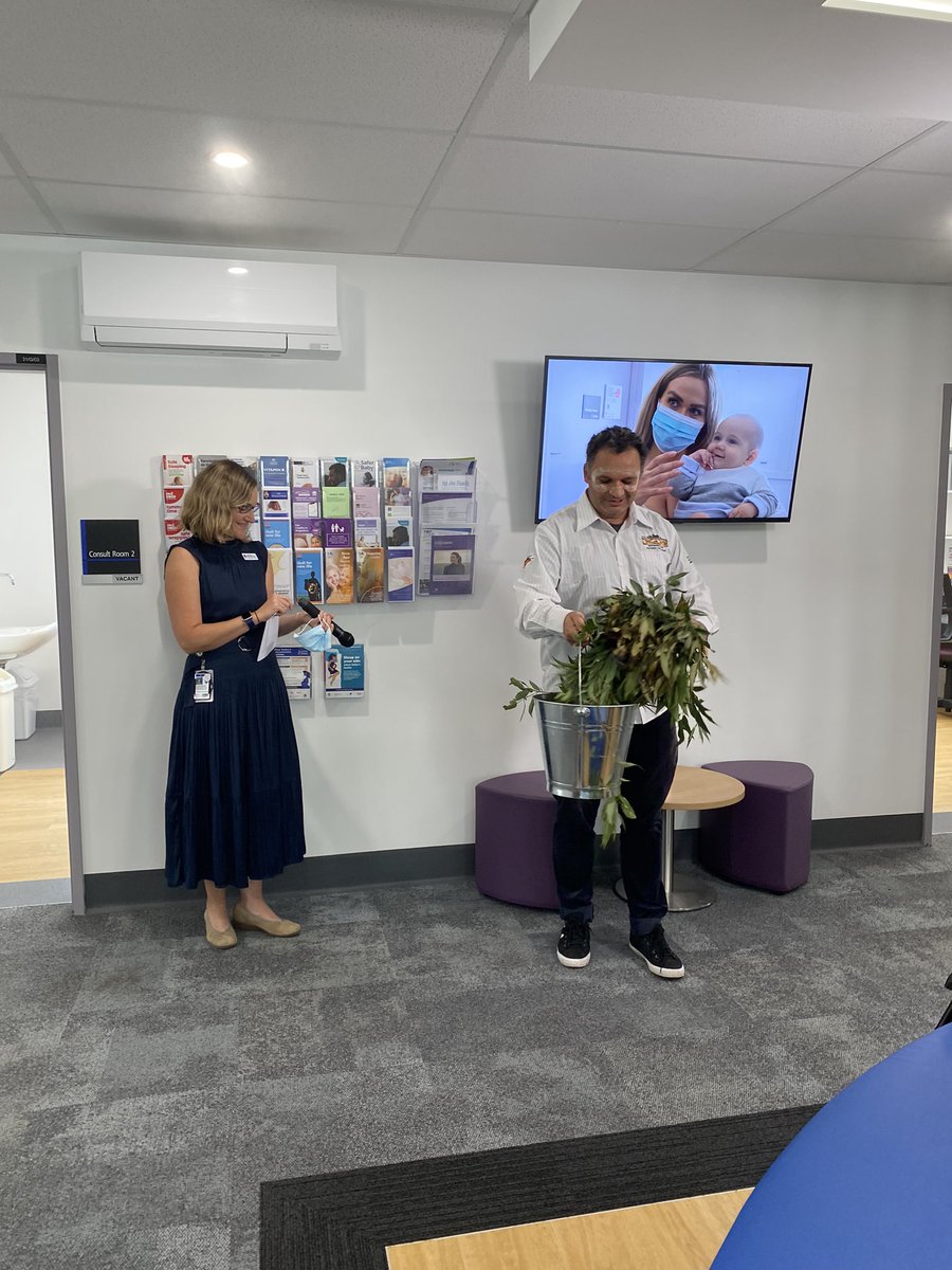 Awesome to be part of celebrating 1 year of the Bulbuwul Mudjin Midwifery Group Practice at Concord this morning. The smoking ceremony, beautiful stories from women, families and #midwives had the oxytocin flowing! #IDM2022 <a href="/SydneyLHD/">Sydney Local Health District</a> <a href="/NSWHealth/">NSW Health</a>