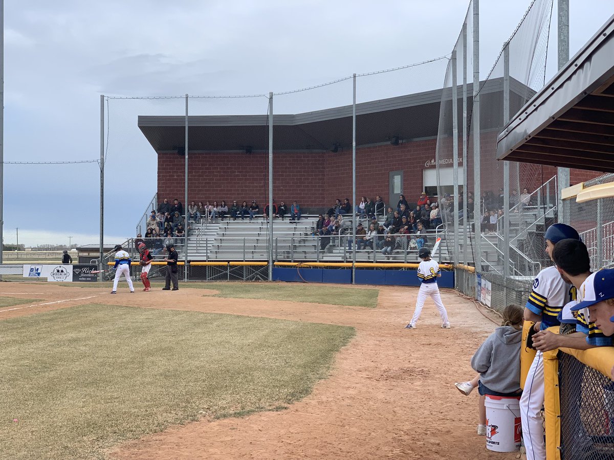BuffsBaseba11's tweet photo. Buffs remain undefeated(4-0) on the season with a 17-1 victory over the Eagle Butte Talons.  Landen Gustafson picks up the W while Aidan Maxwell hits a 3 run 💣.  Buffs hit the road to play Notre Dame on Friday in Med Hat at Jeffries Field. https://t.co/TIPAYDJCbt